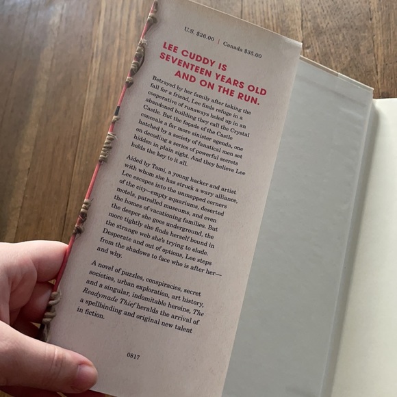 The ready made thief - Picture 2 of 9